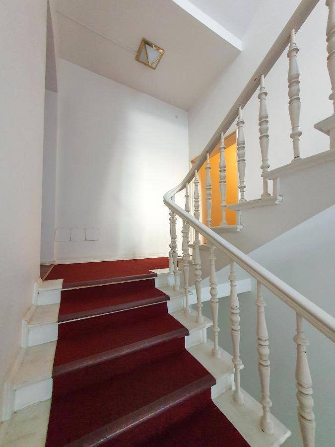 Cityapartment - 53 M², 2 Zimmer, Zentral, Netflix, Kueche, Waschmaschine Cottbus Exterior foto